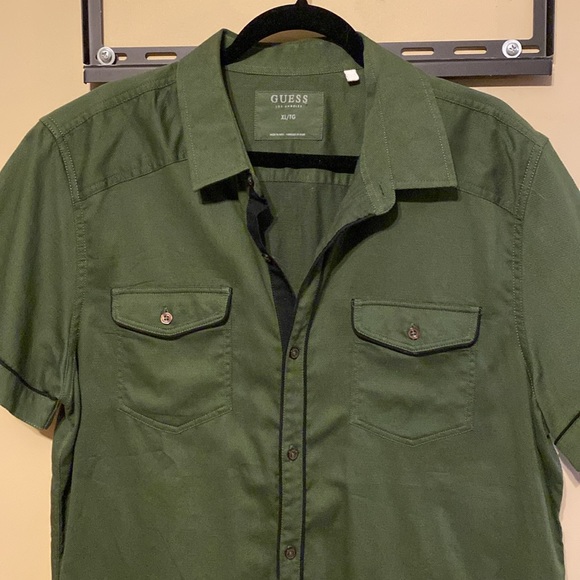 Guess Shirt - Picture 3 of 5